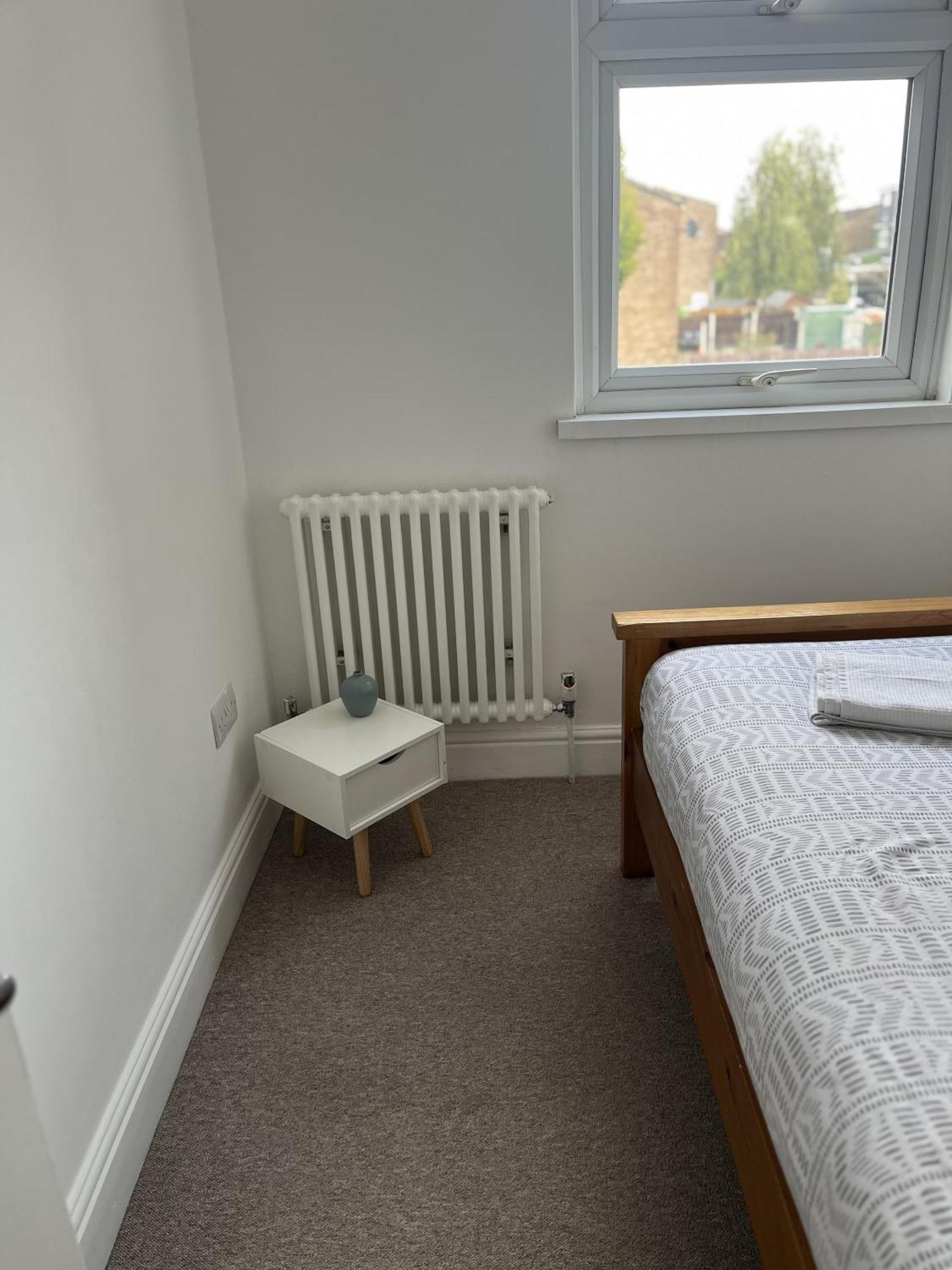 City Reach Retreat Spacious 4Bed House Startford Maryland Great Transport Links London Exterior foto
